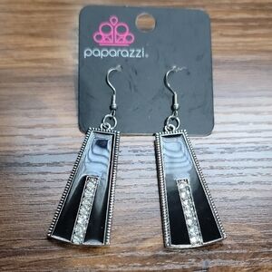 Paparazzi Chic Black and Silver Tone Earrings